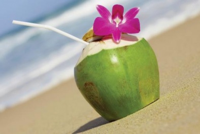 'Bảo bối' tiêu tan sỏi thận từ nước dừa tươi