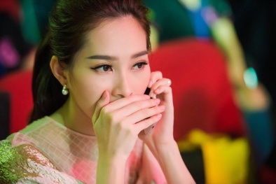 Không phải lúc nào Hoa hậu Đặng Thu Thảo cũng xinh đẹp không tỳ vết! 