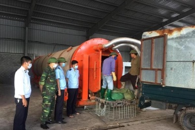 Gần 6 tấn chân gà 'lên thớt' vì không rõ nguồn gốc 