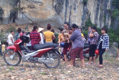 Đã tìm thấy thi thể 4 nữ sinh tắm sông không về