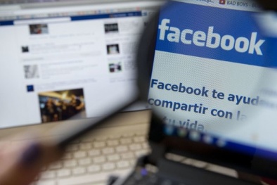 Facebook cho phép đăng status với nhiều ngôn ngữ cùng một lúc