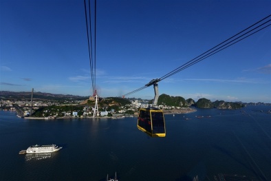 Tuấn Hưng cùng dàn sao Việt tưng bừng chung kết Euro tại Sun World Ha Long Park