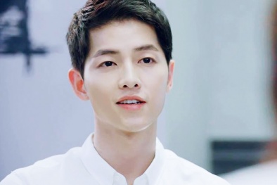 Song Joong Ki bị ‘đàn chị’ Chương Tử Di tung ảnh độc