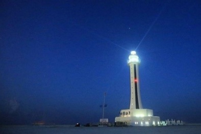 Trung Quốc 'đóng dấu' chủ quyền phi lý bằng 5 hải đăng trái phép ở Biển Đông
