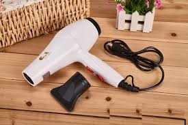 Bỏ túi mẹo chọn máy sấy tóc an toàn