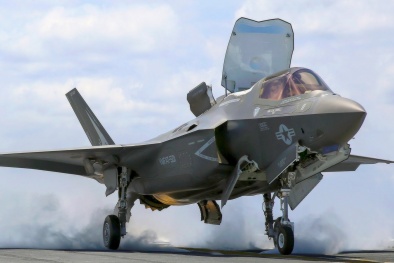 Sức mạnh siêu tiêm kích F-35 gây tranh cãi vì 'không đáng đồng tiền bát gạo'