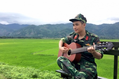 Hai chàng 'soái ca quân nhân' khiến các cô gái phát cuồng, dân gay xôn xao