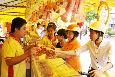 Thị trường bánh trung thu 2016: Vào mùa sớm, có loại bánh giá chục triệu