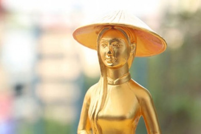 Khởi tố vụ vận chuyển trái phép 7 tượng vàng qua đường 13Win22 com tỷ lệ cược cao
