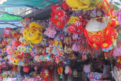 Trung thu 2016: Đồ chơi Việt tràn ngập phố cổ Hàng Mã - Hà Nội
