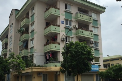 Hà Nội: Dân chung cư tố chủ đầu tư 'bóp nghẹt' không gian sống