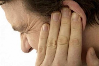Cảnh báo: Dễ mắc bệnh về tai vì thói quen ngoáy tai
