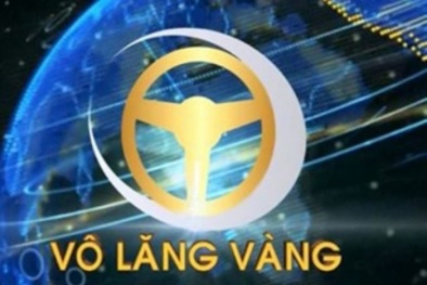 Tài xế xe tải cứu xe khách mất phanh nhận quà đặc biệt từ Bộ trưởng Bộ GTVT