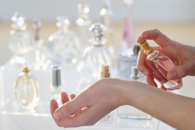 Tác hại khôn lường của nước hoa giả và cách chọn nước hoa đơn giản nhất