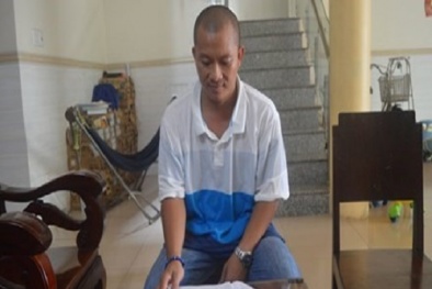 Thực hư vụ 43 tỷ 'bốc hơi' trong sổ tiết kiệm ngân hàng Việt Á