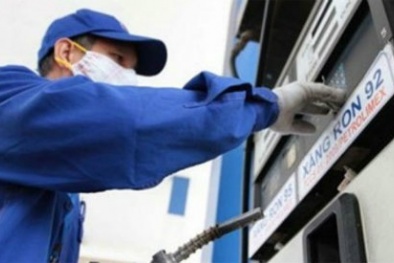 Bản tin tiêu dùng 4/10: Dự báo giá xăng có thể tăng mạnh vào ngày mai