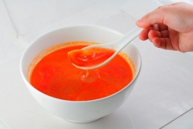 Bản tin tiêu dùng: Tương ớt được sản xuất từ nhiều chất lạ 