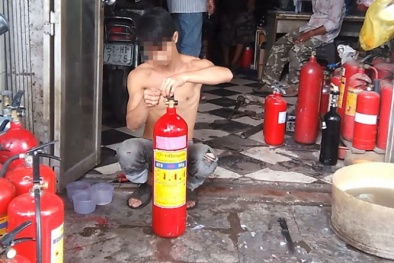 Tử vong vì tự ý sang chiết bình cứu hỏa mini