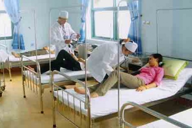 Kỷ luật nghiêm nếu nhân viên bệnh viện ‘cò’ người bệnh ra ngoài điều trị