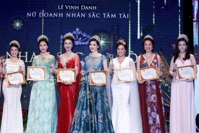 Hoa hậu Giáng My thay 3 bộ trang phục trong đêm Sắc Tâm Tài