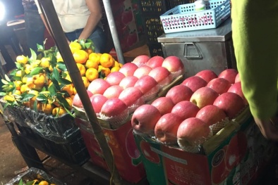 Táo Trung Quốc 10 ngàn/kg và thông tin đáng sợ bên kia biên giới