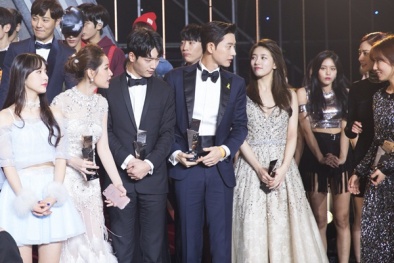 Chi Pu 'ghi điểm' khi chủ động nhường chỗ cho Park Shin Hye