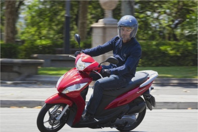 'Soi' ưu - nhược điểm của chiếc xe tay ga giá rẻ Honda Vision