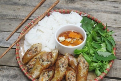 Chủ nhật trời lạnh đổi bữa với món bún nem tự làm