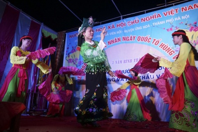 Tín ngưỡng thờ Mẫu và chuyên gia lý giải về người có 'căn đồng'