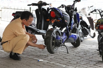 Thủ tục đăng ký xe máy điện khi không có giấy tờ thực hiện ra sao?