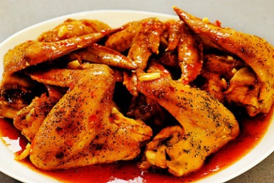 Món cánh gà sốt cay làm ngay cho ngày lạnh