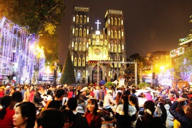 Noel 2016: Hà Nội lung linh trong sắc màu Giáng sinh 