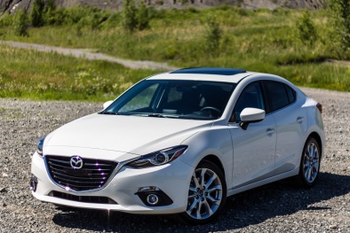 Điều gì khiến người dùng Việt 'mê mệt' xe Mazda 3?