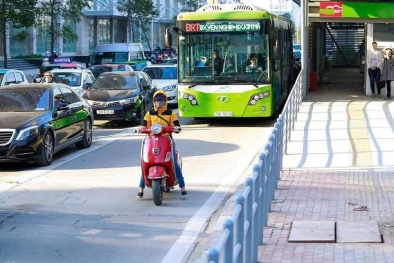 Hãy để CSGT đi cùng xe buýt nhanh, xe nào cản trở phạt luôn cho hãi!