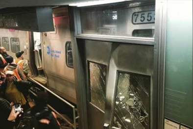 New York: Tàu hỏa trật bánh, gần 80 người bị thương