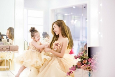 Vẻ đẹp ngọt lịm của Elly Trần và con gái khi diện váy đôi
