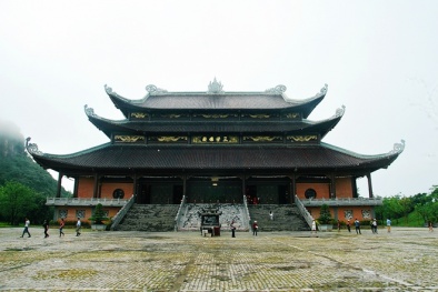 Đầu năm du xuân Bái Đính - Tràng An 