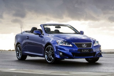 Hãng xe Lexus thu hồi gần 2.000 xe do lỗi túi khí