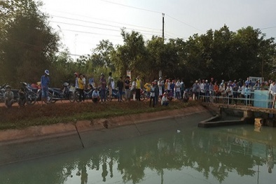 Tai nạn giao thông nghiêm trọng, 3 người trong 1 Đăng ký và nhận 60K 24 bao lì xì miễn phí mỗi ngày tử vong dưới kênh
