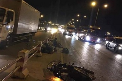 Tai nạn giao thông ngày 19/2: Bị xe tải tông trực diện, 2 thanh niên tử vong tại chỗ