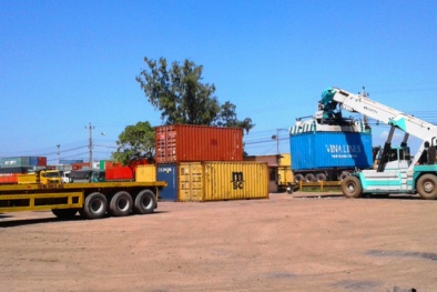 Đấu giá lô thuốc lá trị giá hơn 42 tỷ đồng ‘lạc’ ở cảng Quy Nhơn
