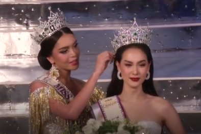 Cận cảnh nhan sắc của những người đẹp chuyển giới quyến rũ nhất năm 2017