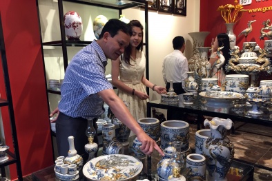 Tem truy vấn nguồn gốc sản phẩm gốm sứ giúp bảo vệ quyền lợi người tiêu dùng 
