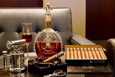 Sẽ siết chặt việc khai báo hải quan đối với rượu, xì gà, thuốc lá
