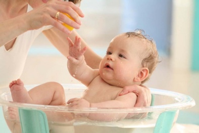 Những bài thuốc dân gian chữa rôm sảy hiệu quả tức thì