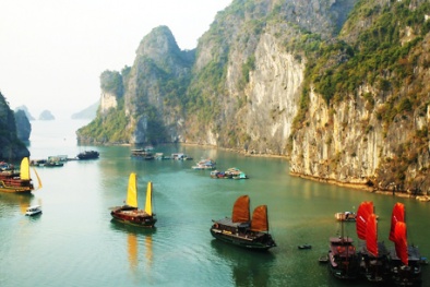 Hạ Long: Điểm du lịch lý tưởng để giải nhiệt ngày hè