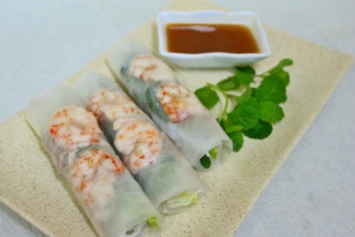Cuối tuần 'đổi gió' với các món cuốn đơn giản dễ làm
