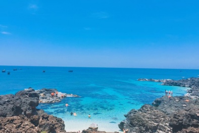 Đảo Bé ở Lý Sơn - 'thiên đường' du lịch biển Việt Nam hoang sơ, kỳ vĩ