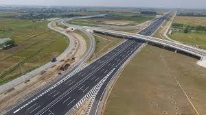 Xây dựng cao tốc từ Bắc vào Nam qua 20 tỉnh, thành