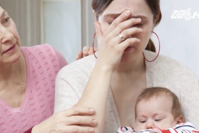 Phụ nữ trầm cảm sau sinh có thể giết con hoặc tự tử